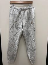 Load image into Gallery viewer, Nike Pants Size Large
