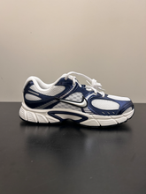 Load image into Gallery viewer, Nike Mens Athletic Shoes Mens 8.5
