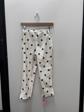 Load image into Gallery viewer, Pretty Little Thing Pants Size Small
