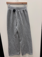 Load image into Gallery viewer, Zara Pants Size Medium
