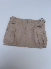 Load image into Gallery viewer, Brandy Melville Short Skirt Size Small
