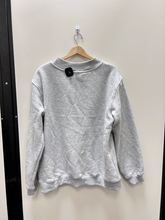 Load image into Gallery viewer, Sweatshirt Size Medium
