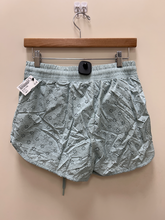 Load image into Gallery viewer, Gilley Hicks Athletic Shorts Size Small
