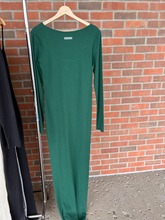 Load image into Gallery viewer, Maxi Dress Size Extra Large
