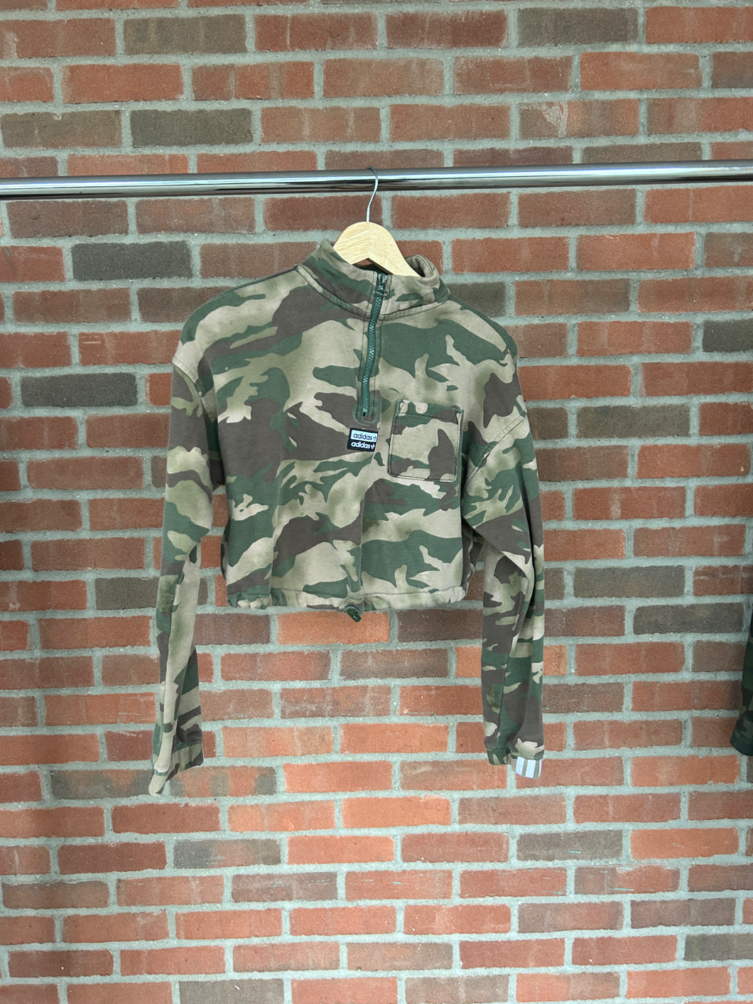 Adidas Sweatshirt Size Small