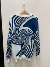 Load image into Gallery viewer, Sweater Size Medium

