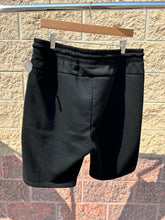 Load image into Gallery viewer, Brooklyn Cloth Shorts Size Extra Large
