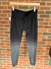 Load image into Gallery viewer, Gym Shark Athletic Pants Size Small

