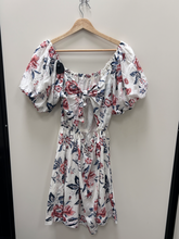 Load image into Gallery viewer, Lucky Brand Dress Size Small
