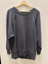 Load image into Gallery viewer, Aerie Sweatshirt Size Medium
