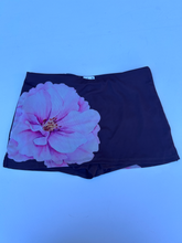 Load image into Gallery viewer, Derek Heart Short Skirt Size Large

