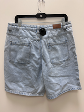 Load image into Gallery viewer, Rusty Shorts Size Large
