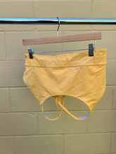 Load image into Gallery viewer, Lulu Lemon Sports Bra Size Extra Large
