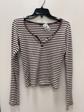 Load image into Gallery viewer, Brandy Melville Long Sleeve Top Size Medium
