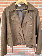 Load image into Gallery viewer, Gap Outerwear Size Large
