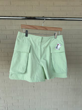 Load image into Gallery viewer, Lulu Lemon Athletic Shorts Size Large
