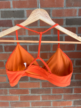 Load image into Gallery viewer, Lulu Lemon Sports Bra Size Small
