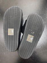Load image into Gallery viewer, Sandals Womens 7
