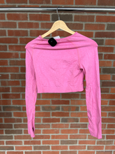Load image into Gallery viewer, Gym Shark Athletic Top Size Medium

