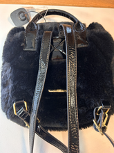 Load image into Gallery viewer, Steve Madden Purse
