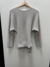 Load image into Gallery viewer, Zara Sweater Size Small
