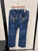 Load image into Gallery viewer, Rock Revival Denim Size 42
