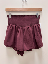 Load image into Gallery viewer, Aerie Athletic Shorts Size Medium
