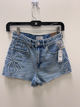 Load image into Gallery viewer, Pac Sun Shorts Size 0
