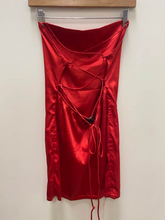 Load image into Gallery viewer, Fashion Nova Dress Size Medium
