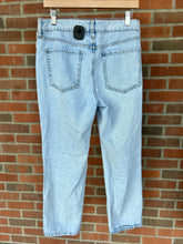 Load image into Gallery viewer, Garage Denim Size 9/10 (30)
