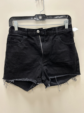 Load image into Gallery viewer, John Galt Shorts Size Small
