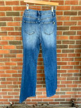Load image into Gallery viewer, Vibrant Denim Size 7/8 (29)
