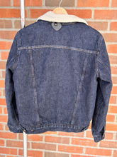 Load image into Gallery viewer, Gap Heavy Outerwear Size Extra Small
