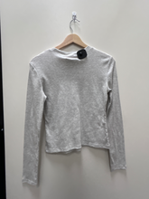 Load image into Gallery viewer, Edikted Long Sleeve Top Size Medium
