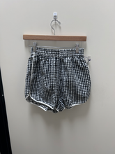 Load image into Gallery viewer, Princess Polly Shorts Size 7/8

