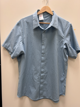 Load image into Gallery viewer, Lulu Lemon Athletic Top Size Medium
