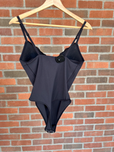 Load image into Gallery viewer, Skims Tank Top Size Medium
