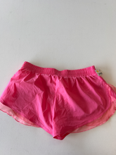 Load image into Gallery viewer, Athletic Shorts Size Large
