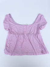 Load image into Gallery viewer, Shein Short Sleeve Top Size Medium
