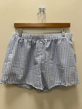 Load image into Gallery viewer, Originality Shorts Size Large
