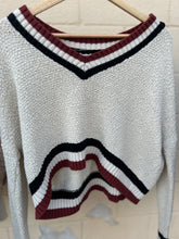 Load image into Gallery viewer, L.A. Hearts Sweater Size Small
