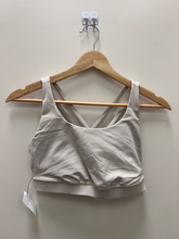 Load image into Gallery viewer, Lulu Lemon Sports Bra Size Large
