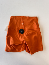 Load image into Gallery viewer, Tna Athletic Shorts Size Extra Small
