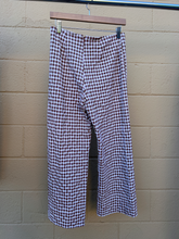 Load image into Gallery viewer, Urban Outfitters ( U ) Pants Size 5/6 (28)
