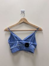 Load image into Gallery viewer, Sports Bra Size Small
