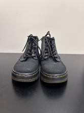 Load image into Gallery viewer, Dr Martens Casual Shoes Womens 7

