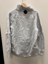 Load image into Gallery viewer, Lulu Lemon Sweatshirt Size Small
