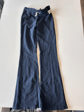 Load image into Gallery viewer, Brandy Melville Pants Size Small
