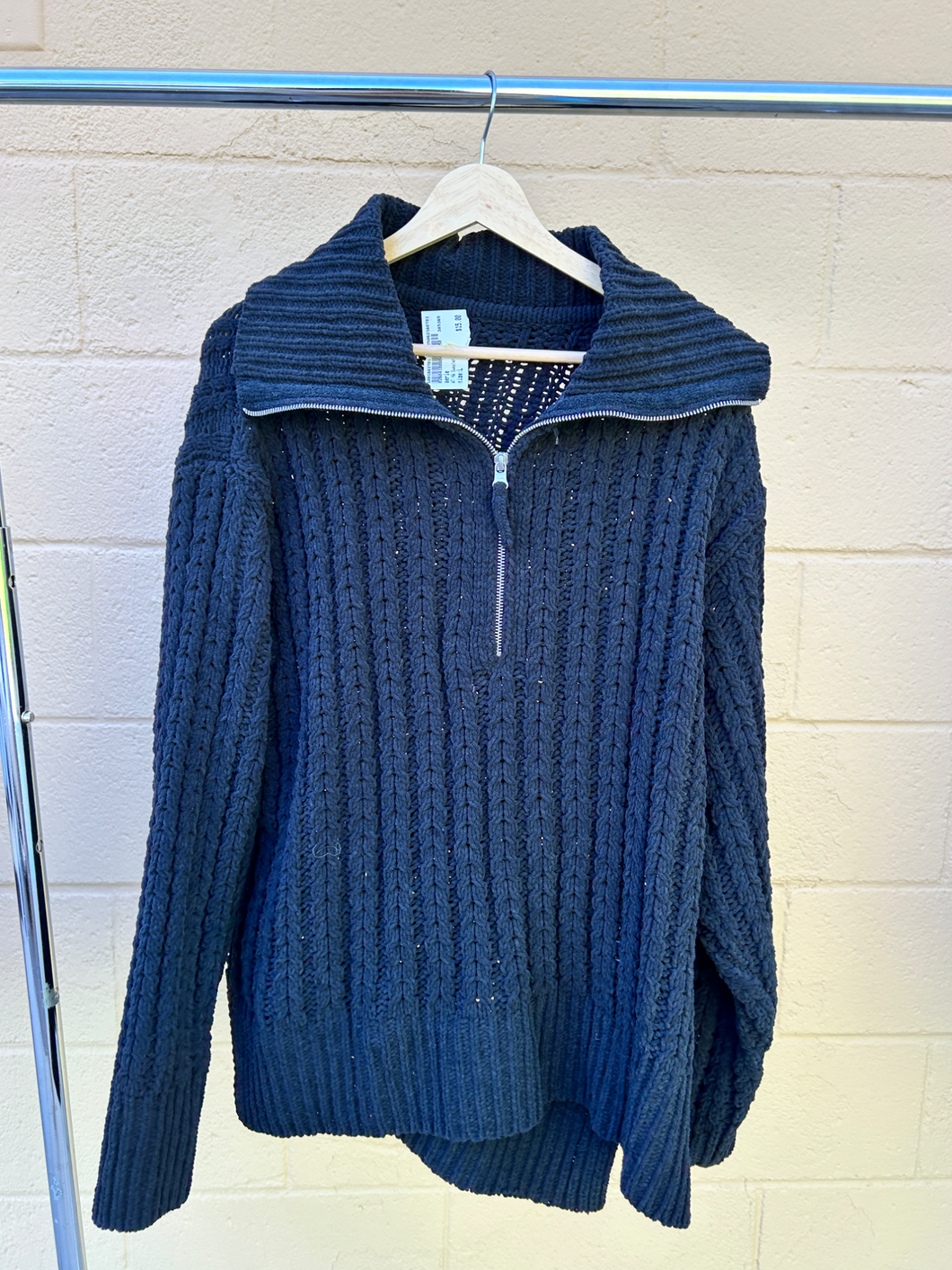 Offline Sweatshirt Size Extra Large