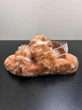 Load image into Gallery viewer, Uggs Casual Shoes Womens 8
